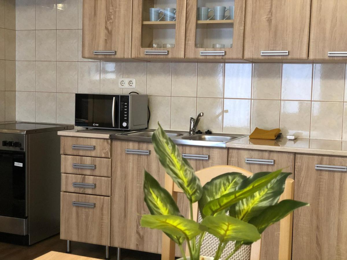Alina Apartmanok Hajdúszoboszló Extérieur photo