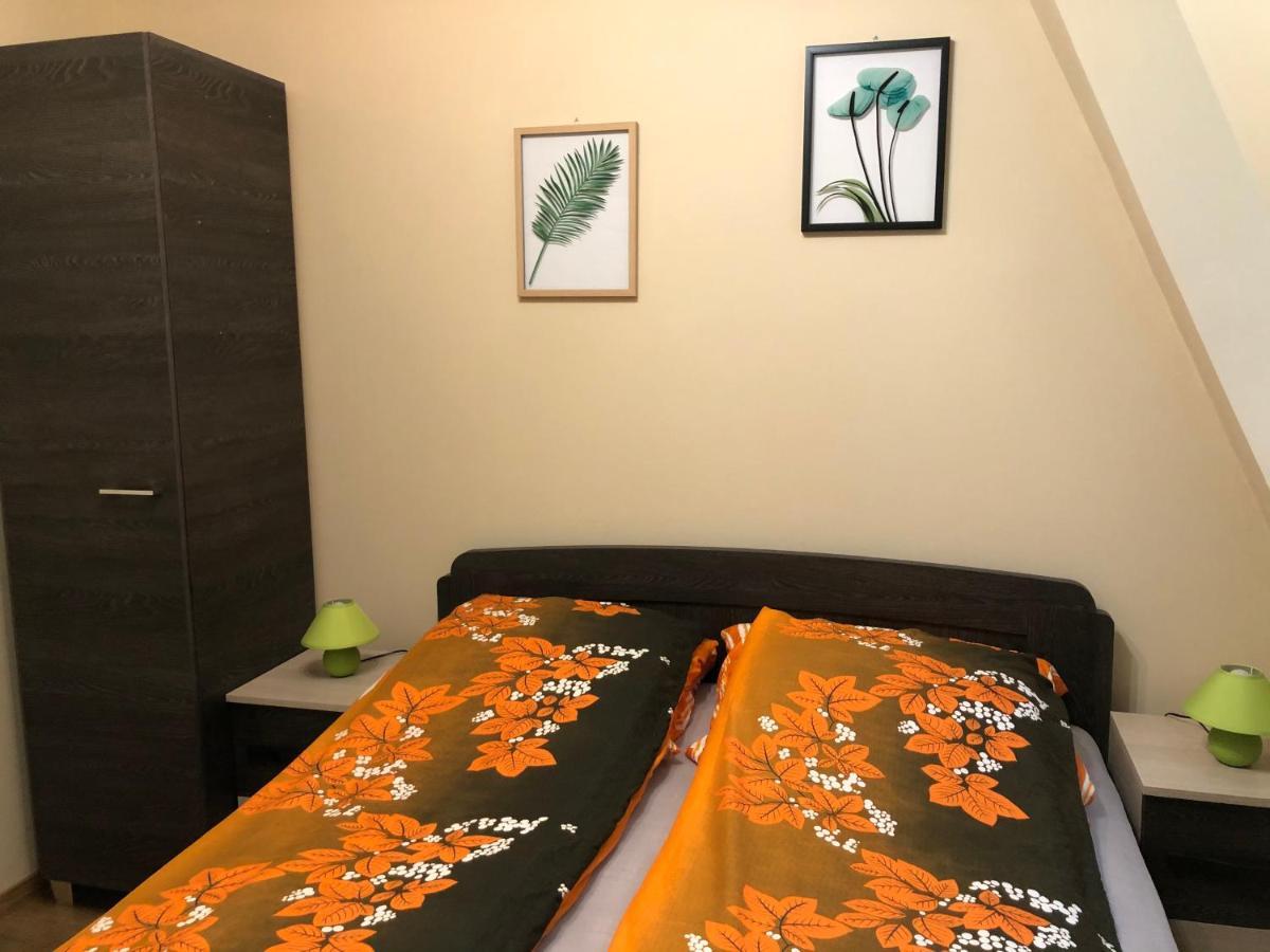 Alina Apartmanok Hajdúszoboszló Extérieur photo