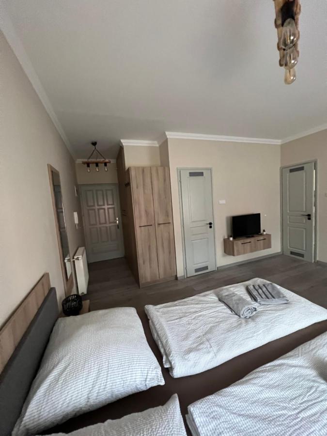 Alina Apartmanok Hajdúszoboszló Extérieur photo