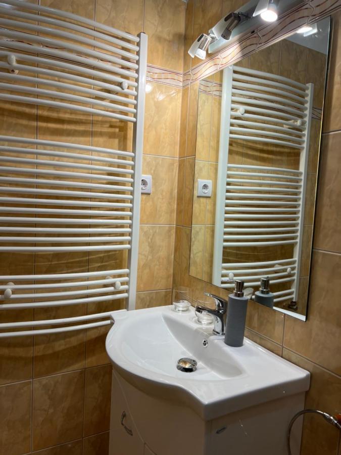 Alina Apartmanok Hajdúszoboszló Extérieur photo